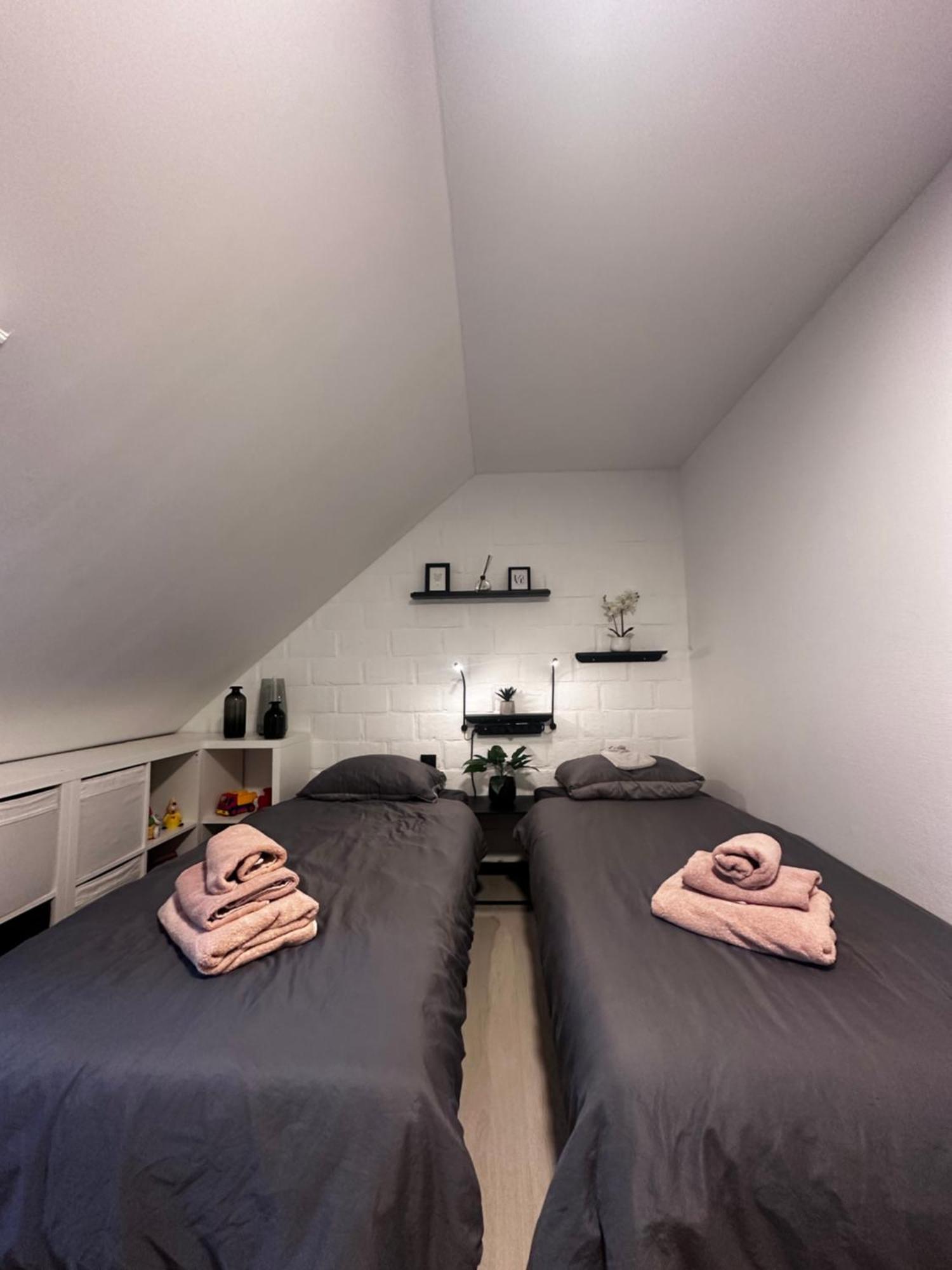 Chalet In Het Bos - Gezin - Wandelaars - Digital Nomads - Hs Wifi - Fijnspar 108 Aan de Wolfsberg Eksteriør billede